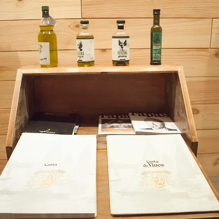 Lopez De Haro فندق