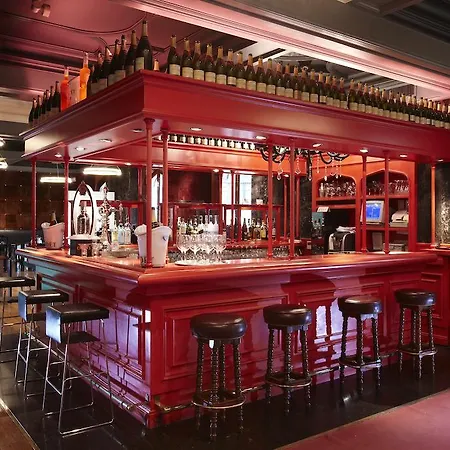 Отель Lopez De Haro 5*